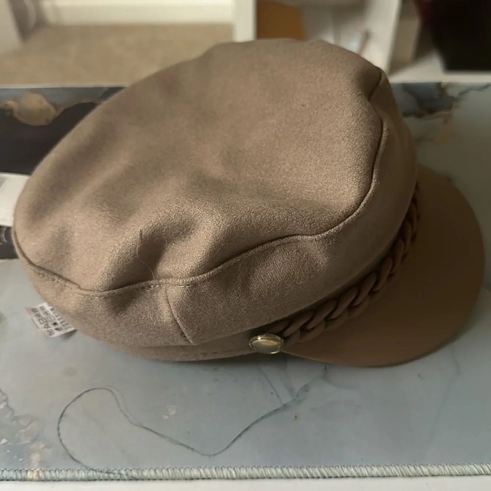 Hat - Picture 2 of 3
